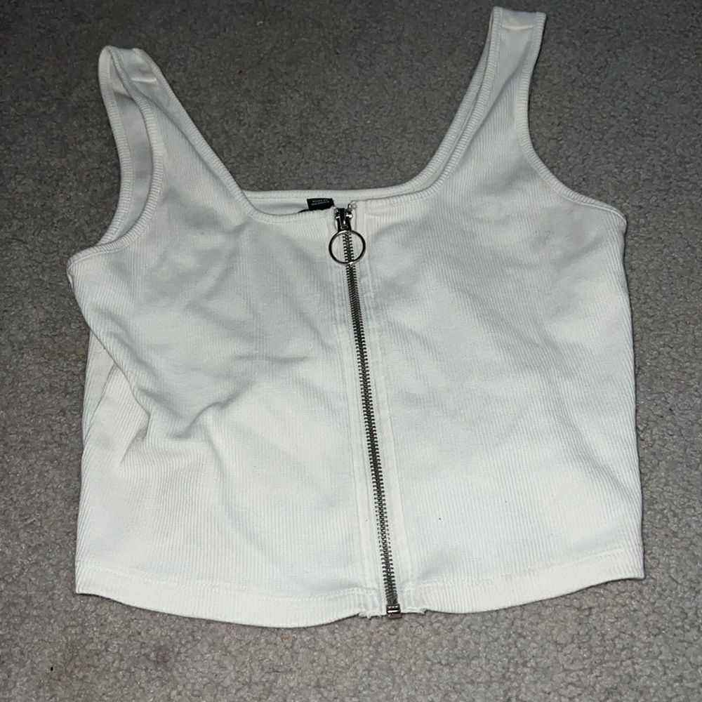 White, tank top, Size Medium, Brand: Wild Fable